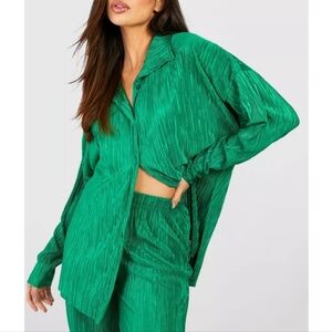 Boohoo | Classy Oversized Plisse Silk Pleated Button Down Shirt